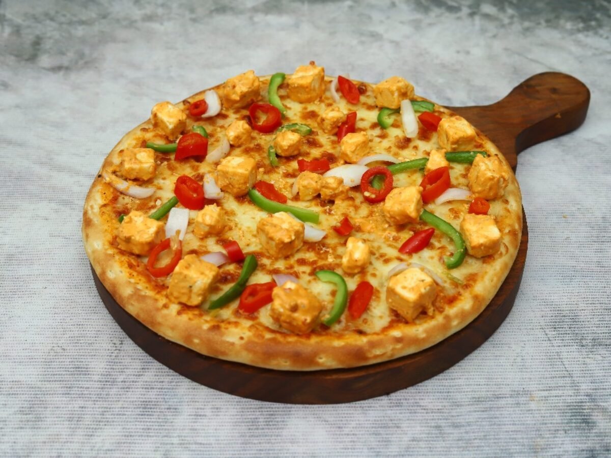 Tandoori Paneer Pizza LB