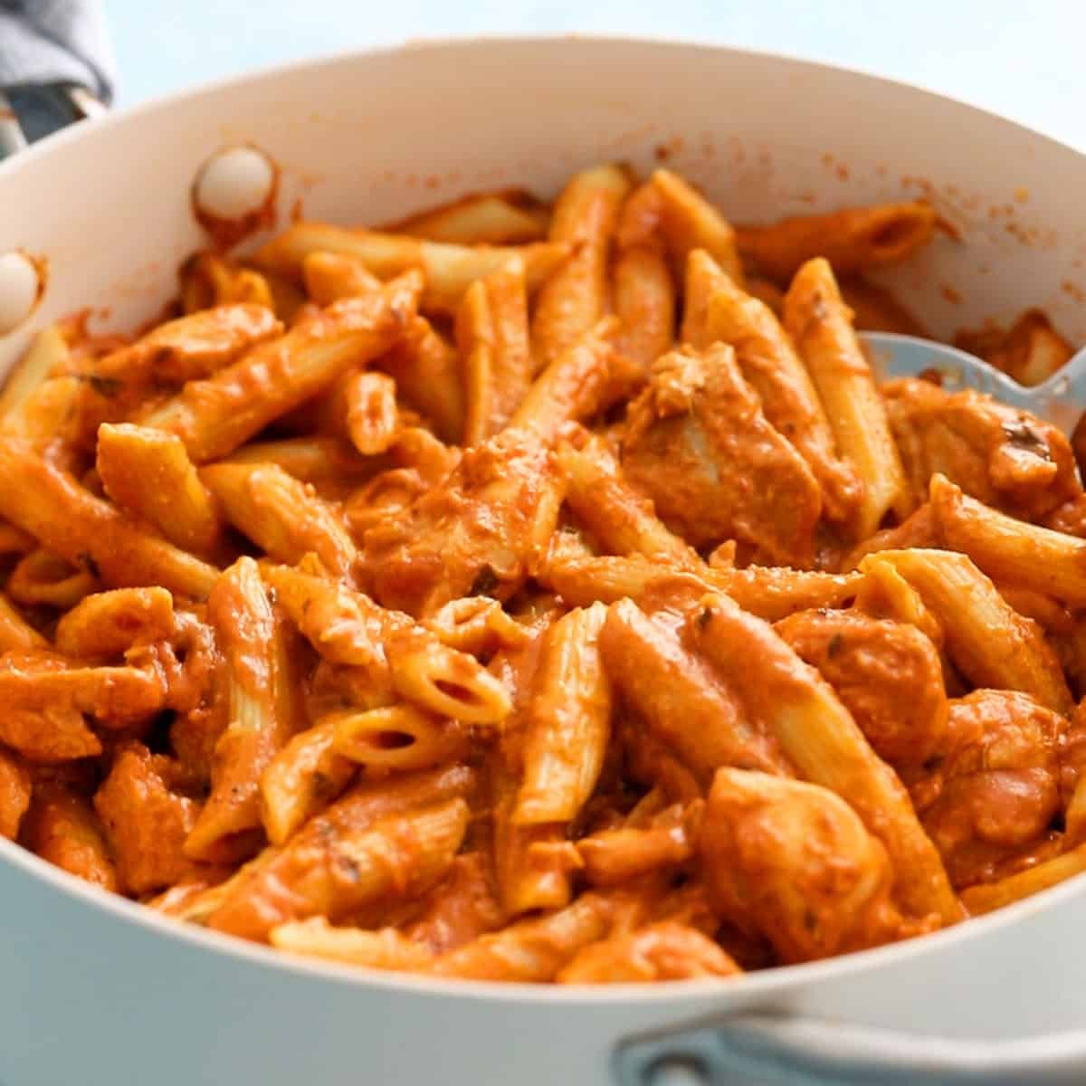 Makhani Chicken Pasta SR